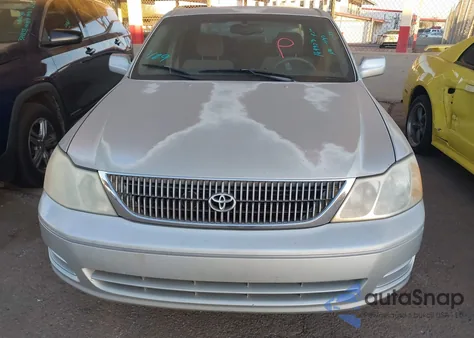 2001 Toyota Avalon Xl z USA, uszkodzony, nr VIN 4T1BF28B81U149903